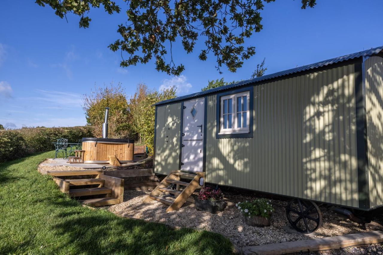 Abbey Farm Glamping & Cottage Thame Esterno foto